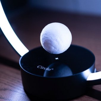 Настольная лампа Circlo Black "Парящая луна", 3 режима