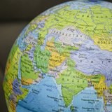 Левитирующий глобус "Политика" D=15 см 225307