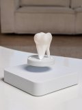 Левитирующий сувенир с подсветкой "Зуб" 8 х 4 см